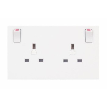 13A 1 to 2 Gang Switched Converter Socket White