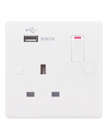 Smooth White 1 Gang 13A Switched Socket with USB Outlet